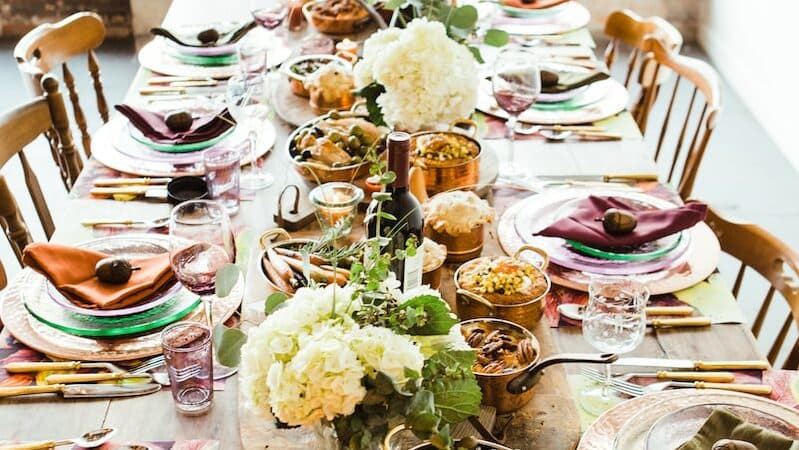 white flowers on white ceramic plate on table