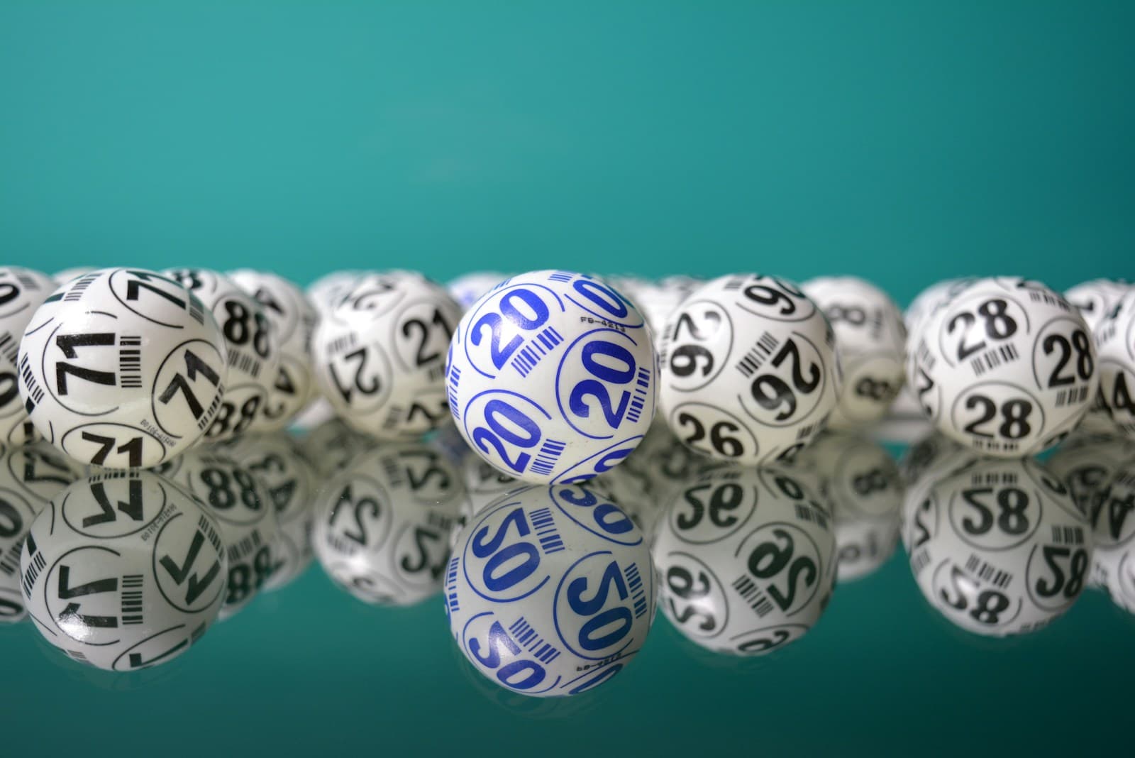 1 - 90 Bingo: Printable & Customizable - Bingo Card Creator